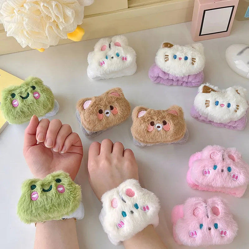 1Pair Cute Animal Face Wash Wrist Cover